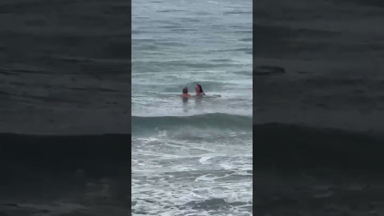 Rain in sea смотреть онлайн