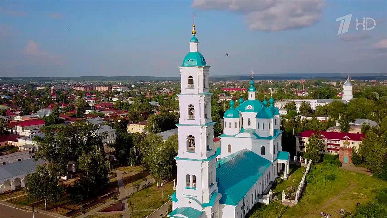 В Елабуге проходит традиционный всероссийский фестиваль колокольного звона