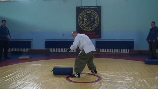 Разминочный комлекс для уличной борьбы. Street fighting S.P.A.S. смотреть онлайн