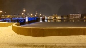 Санкт-Петербург. Сфинксы — исполнители желаний Рыцарь для прибыли. Грузинский ресторан в подвале