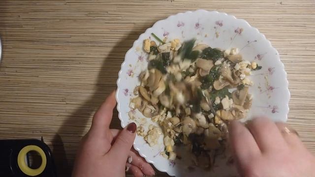 Очень вкусные Куриные рулетики с начинкой смотреть онлайн