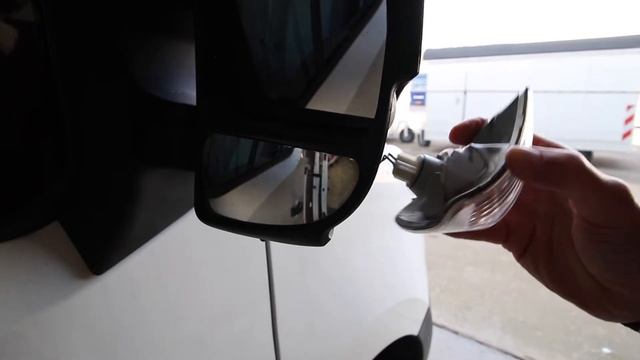 Turning Signal Replacement | Renault Master iii (2010-2018) | Side Mirror | VAN maintenance | VANre смотреть онлайн