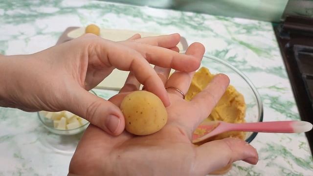 Картофельные крокеты с сыром / Potato Croquettes With Cheese