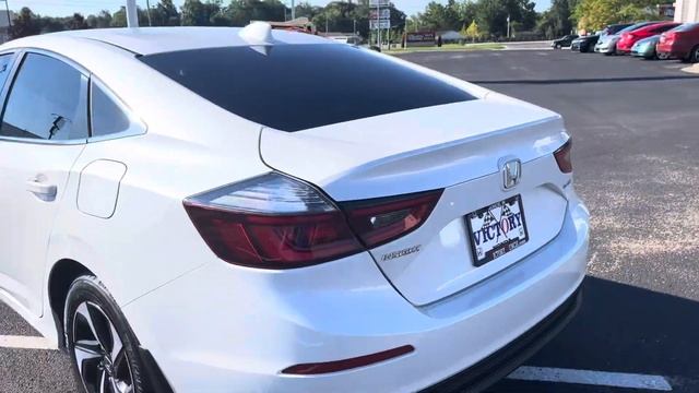 2021 Honda Insight EX смотреть онлайн