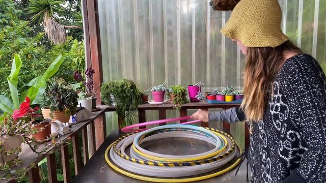 Hula Hoop Tubing Materials - Polypro vs HDPE - Comparison and Review смотреть онлайн