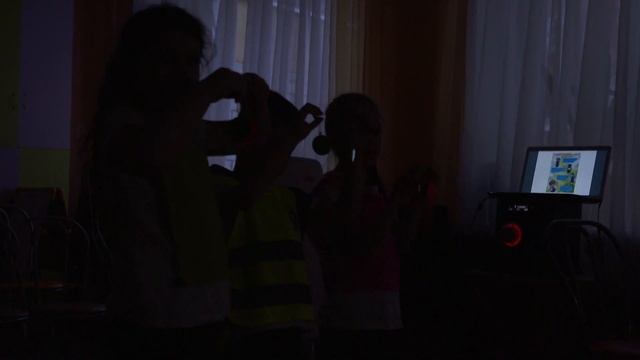 Акция «Светлячок безопасности» в Кировске и Апатитах смотреть онлайн