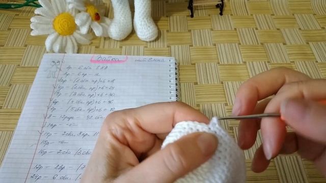 бесплатный мастер класс зайки...вязание крючком... смотреть онлайн