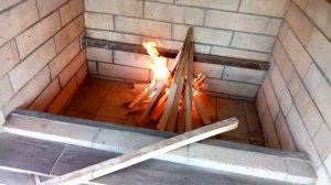 Как правильно топить печку дровами