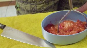 Супер вкусная клубника с молоком и сахаром! Как бабушка учила! 5 минут и готово!