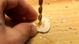 НОЖ С ЛЕЗВИЕМ - КРЮКОМ из линейки. Как сделать GUT KNIFE из дерева своими руками. CS:GO DIY