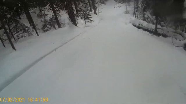 Спуск с дуплета  на лыжах смотреть онлайн