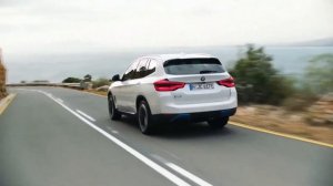 Представлен серийный электрический кроссовер BMW iX3