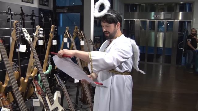 Die schnellsten Geschenkideen zu Weihnachten beim Music Store смотреть онлайн