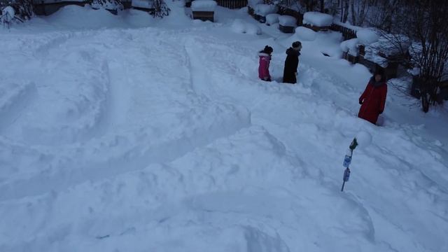 Снежный лабиринт для детей смотреть онлайн