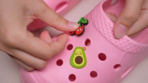 Джибитсы на кроксы - 7 уникальных дизайнов #jibbitz #crocs #крокс