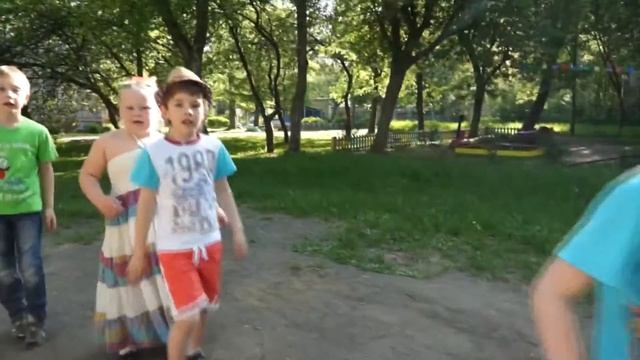 Выпускной в детском саду. Зарядка смотреть онлайн