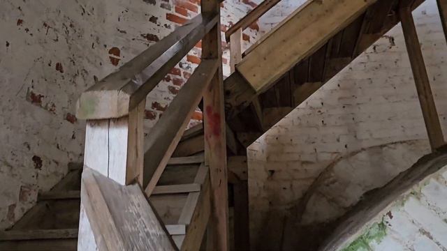 Петергофский пешеход в Карелии  Крепость Карела, Кирха в Лумиваара, город Ангелов, Сортавала,