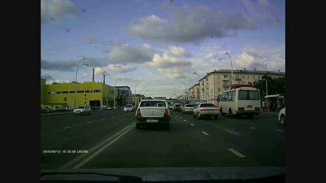 Проспект Кузнецкий,ТЦ Я.