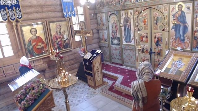 Божественная литургия. Веры,Надежды,Любови и матери их Софии .