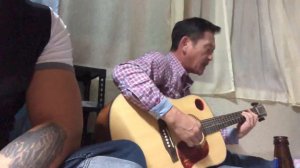 Очень круто спел(под гитару)