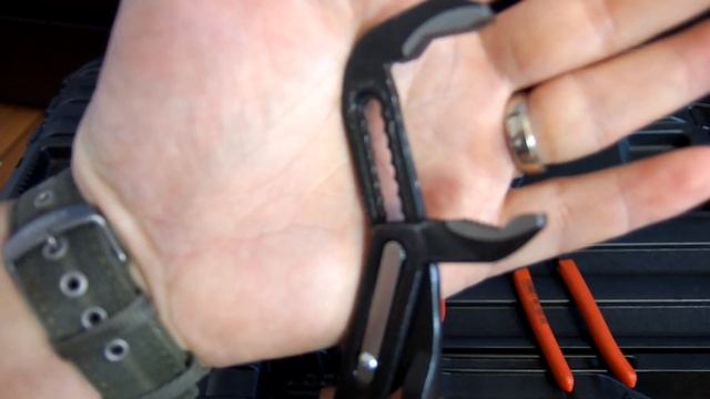 Knipex Cobra, Alligator vs  Wiha 180mm (Ro ??) смотреть онлайн