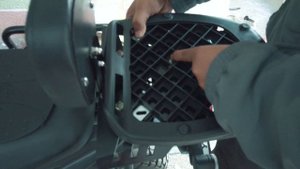 Top Box for my Yezdi Adventure | GIVI B32 BOLD BLACK | Black panther