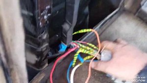 Как открыть заднюю дверь багажника, Toyota 4runner ,1995 Все получилось,,,,,,