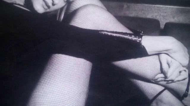 Черно-белое кино.... Стоп кадр... #фото#стопкадр#молодость#драйв смотреть онлайн