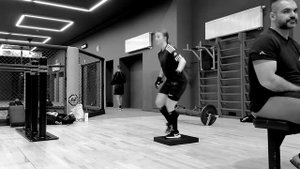 Тренировка для хоккеистов. Упражнения для ног.