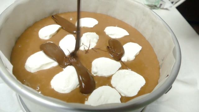 Пирог с вишней, йогуртом и Нутеллой! Вкуснее любого торта! Без миксера!