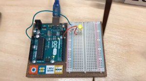 Резистор 220 Ом