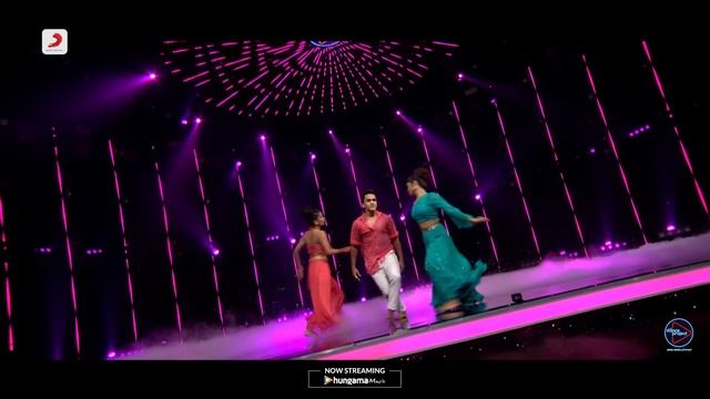 Gerua - Remix | Faisal Vaishnavi | Sonali B | Dilwale смотреть онлайн