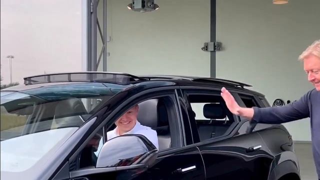 Fisker Delivers Ocean One #0027 (Copenhagen, Denmark) смотреть онлайн