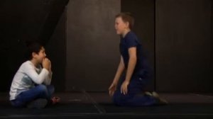 От топота копыт пыль по полю летит