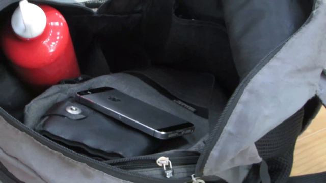 Бездомный даже не мог и представить, что такое возможно. смотреть онлайн