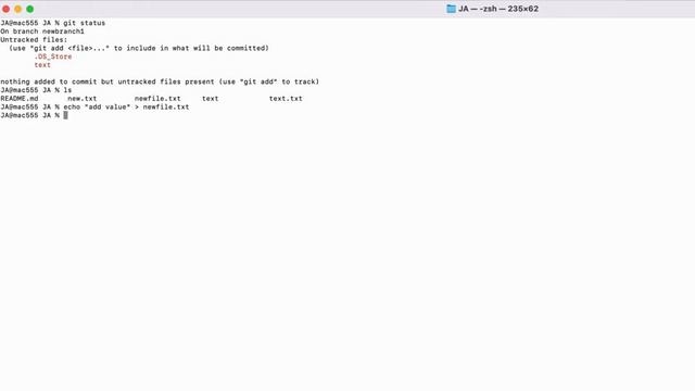 GIT rm | Delete the added files before commit | Learn git in Just a Min. #11