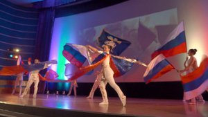 Флаг-шоу «Вперед Россия» Театр огня и света «БезГраниц»