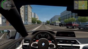 шашки по городу на BMW M5 F90