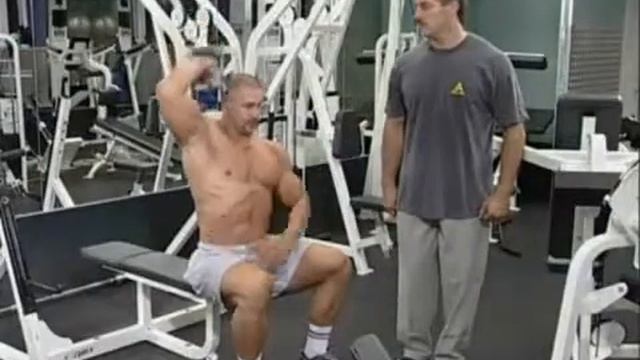 Мастер-класс бодибилдинга. Разгибание руки из за головы с гантелью смотреть онлайн