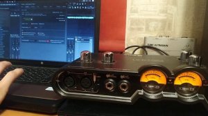 Проверка внешней звуковой карты Line 6 UX-2