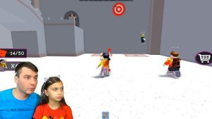 КТО ЭТО? Вызвали ДУХА с Папой! Роблокс Играем с Подписчиками Roblox Crazy Bank Heist Валеришка kids