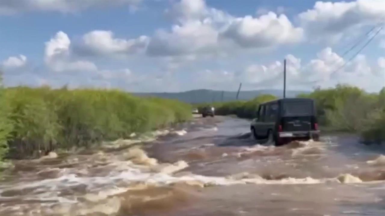 В Приморье более 20 населенных пунктов отрезаны от транспортного сообщения после ливней