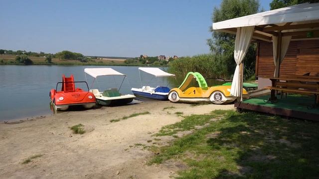 Пляжные бунгало смотреть онлайн