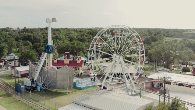 Семья Бровченко \ Обзор влогов Бровченко \ Мы хотим спать, а он хочет есть. Как быть и что делать?! смотреть онлайн