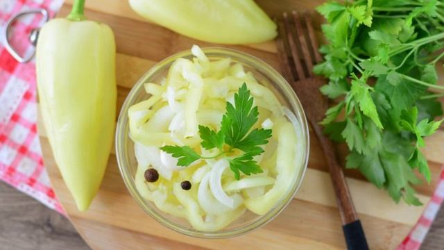 Перец маринованный с луком