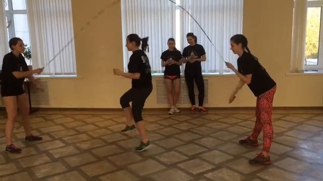 Роуп скиппинг (спортивная скакалка) Школа роуп скиппинга 12 Скорость Дабл Датч 3х40 сек.