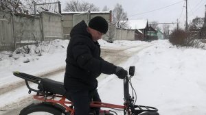 Мотоцикл Скаут Сафари 3. Как ездит зимой на стоковой резине.