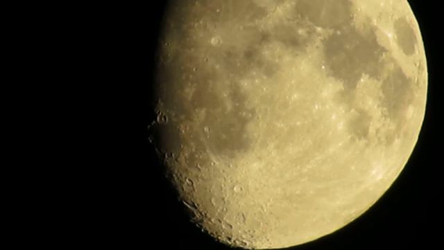 Луна из окна смотреть онлайн