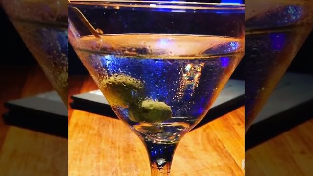 MARTINI JAMES BOND
