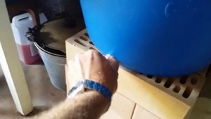 Оборудовал мойку в гараже